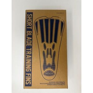 CAPAS Short Blade Training Fins‎ for Swimming and Water Sports US Women’s 10-11